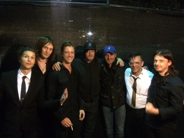 TheWalkingDead's tweet photo. !!! RT @Interpol: We snuck this photo in between the end of set and encore last night in Atlanta. Fun times.-DK http://t.co/LUw2m3Mc8W