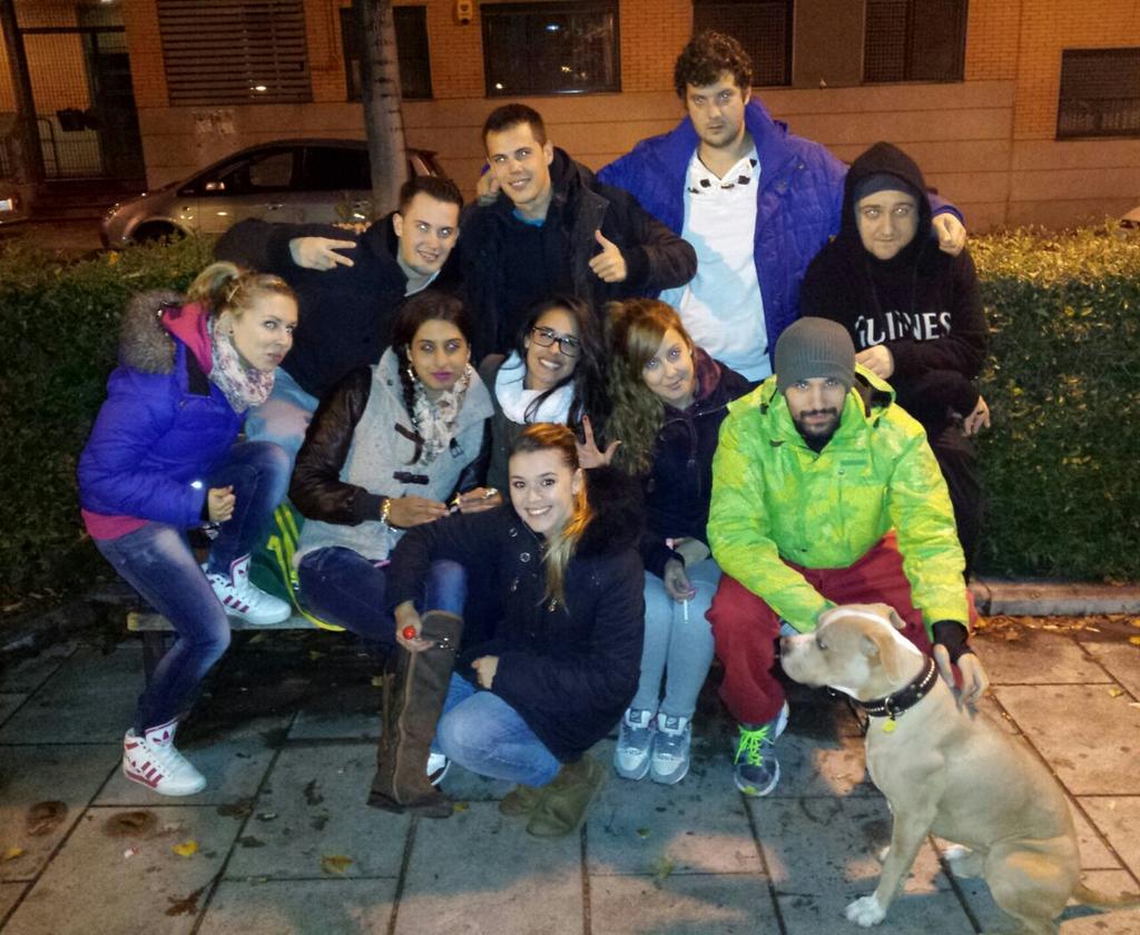 Mis chavales,ladys,tarde mas que buena en los pisos@lospisoss y @OyvGh15 gracias por todo,a full con ellos desde aqui