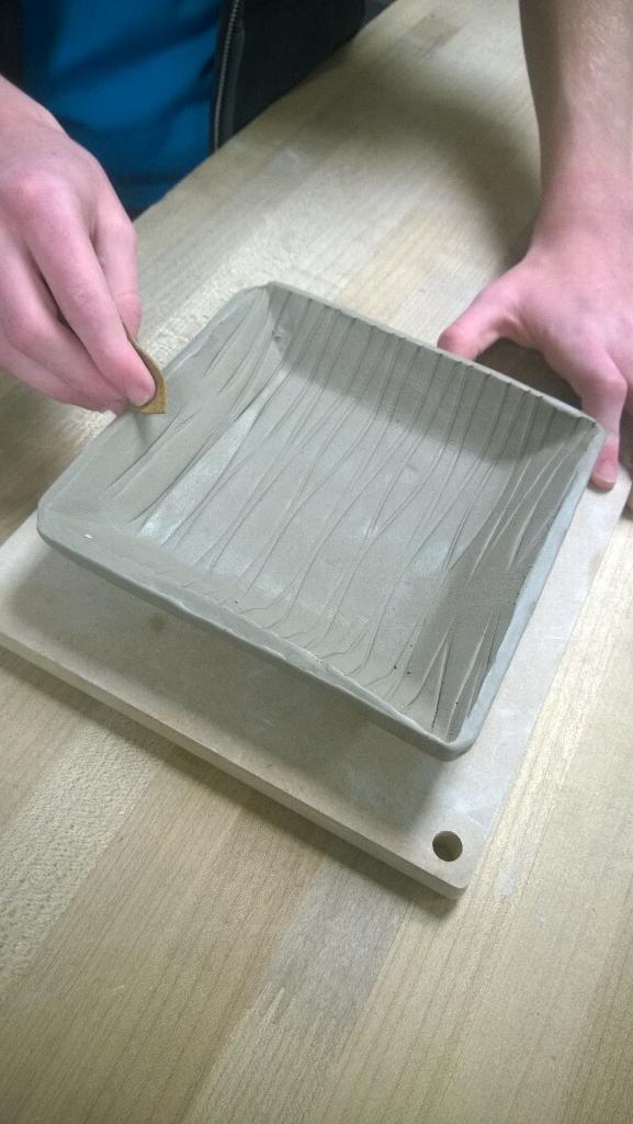 BHSAlpine's tweet photo. Great Job today everyone making their Bowls to fill empty bellies! http://t.co/fEuQWcz5mW