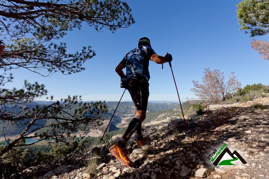TrailMontanejos's tweet photo. Y no paramos de publicar fotos...cientos y cientos de ellas:
https://t.co/pP8nApROWX
#TdM2014 #Montanejos #Trail http://t.co/hfNr250bH1