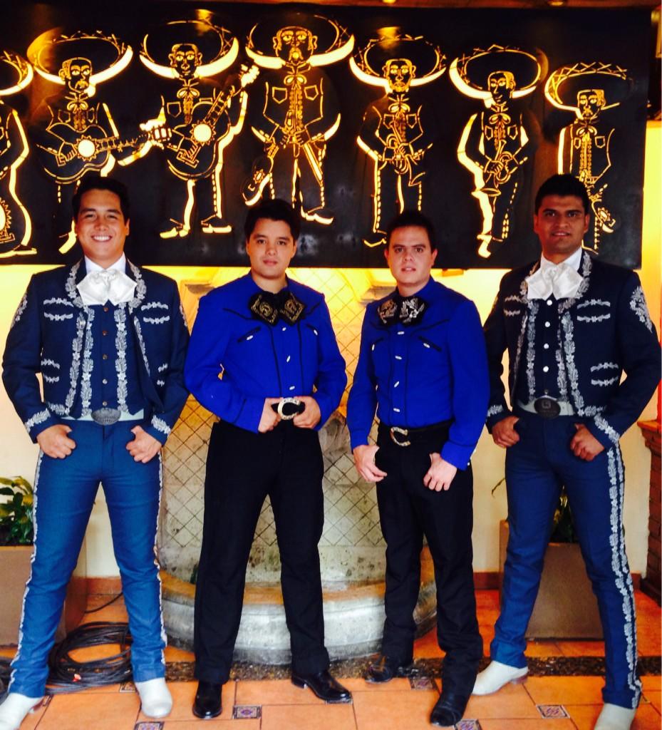 <a href="/VocesDurango/">VOCES DE DURANGO</a> <a href="/gobdgo/">GobDgo</a> <a href="/esmumexdgo/">ESMUMEXDGO</a> <a href="/EVillegasV/">Esteban Villegas V.</a> @imac_durango