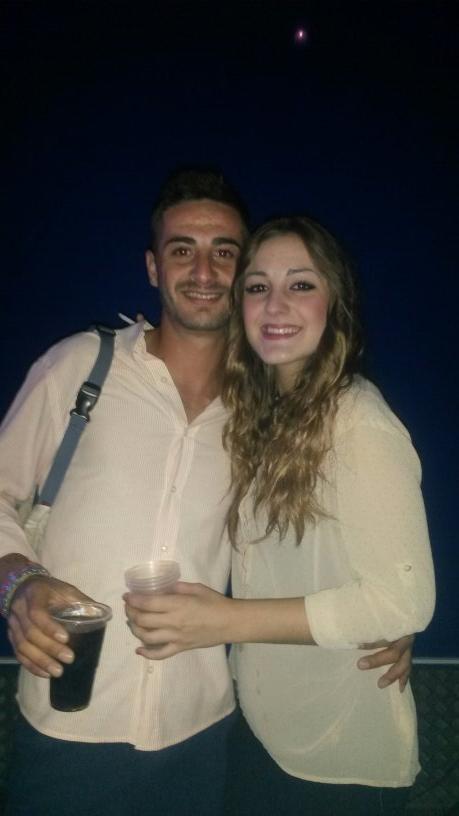 sermunfer1's tweet photo. Hoy es el cumpleaños de @mf_carmen.17 años, parece q fue ayer!az ala gente feliz y asi lo podras ser tu.tqm http://t.co/I3paBGjNtt