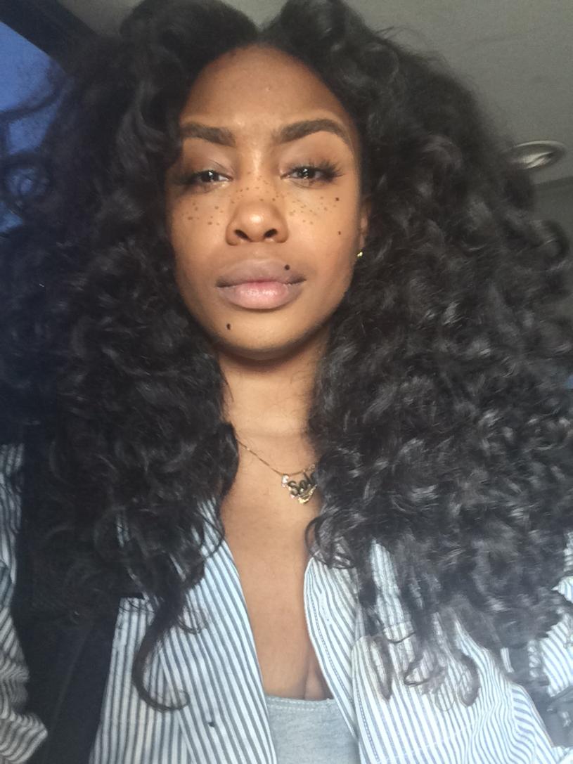 sza's tweet photo. When your eyebrows send mixed signals and niggas can't call whether you want the shot or the fade http://t.co/PuSqfLKewV