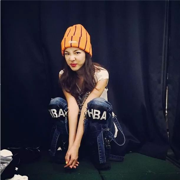 Happy birthday Sandara Park Unnie      