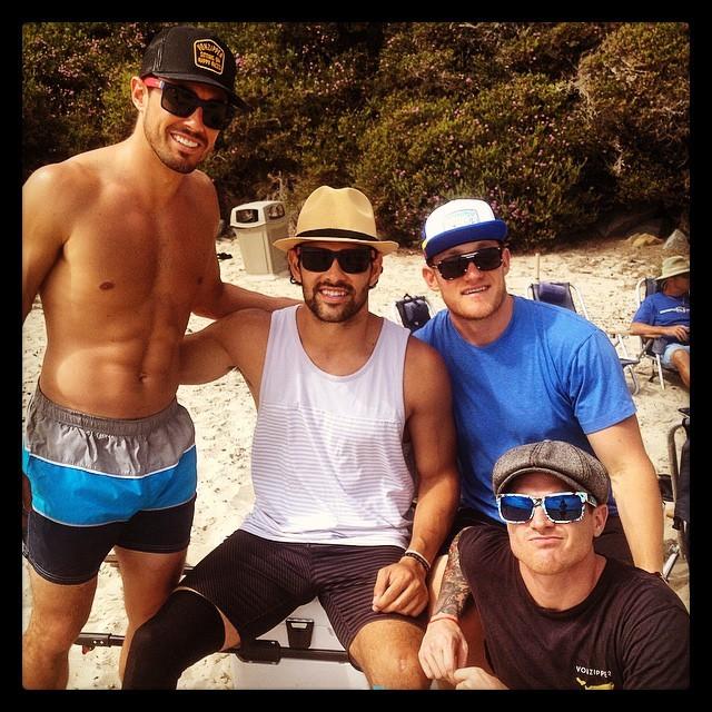 The guy in the middle... White shirt... Yeah, its his birthday. Happy birthday love you, bro. Than... 