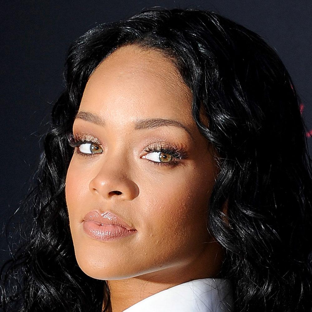 B2NEh-LIEAIPAiH.jpg:large