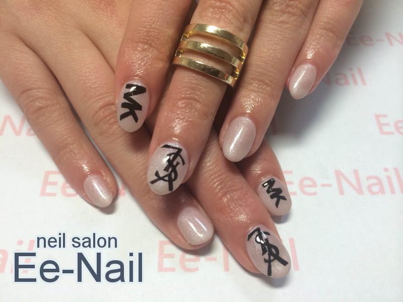 池袋ネイルサロン Ee Nail Twitterren ブランドロゴネイル Http T Co Tgm4gyiljd ネイル Nail 東京 池袋 ネイルアート Gelnail Nailart ネイルデザイン イブサンローラン マイケルコース ロゴネイル Http T Co Unppgyxmkb