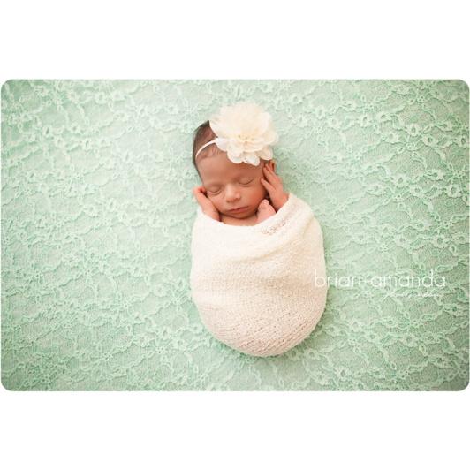 Sweet_Ellas's tweet photo. #sweetellasboutique #newbornheadband #babyheadband #newbornphotoprop #ivoryheadband #headband @brianplusamanda http://t.co/I69ms66Oy4