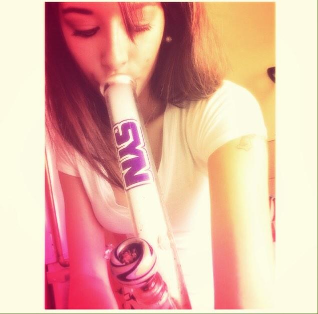 laceupalz's tweet photo. just a casual throwback for tonight #stayfloating βοΈ http://t.co/9GmTxHQ1Yl