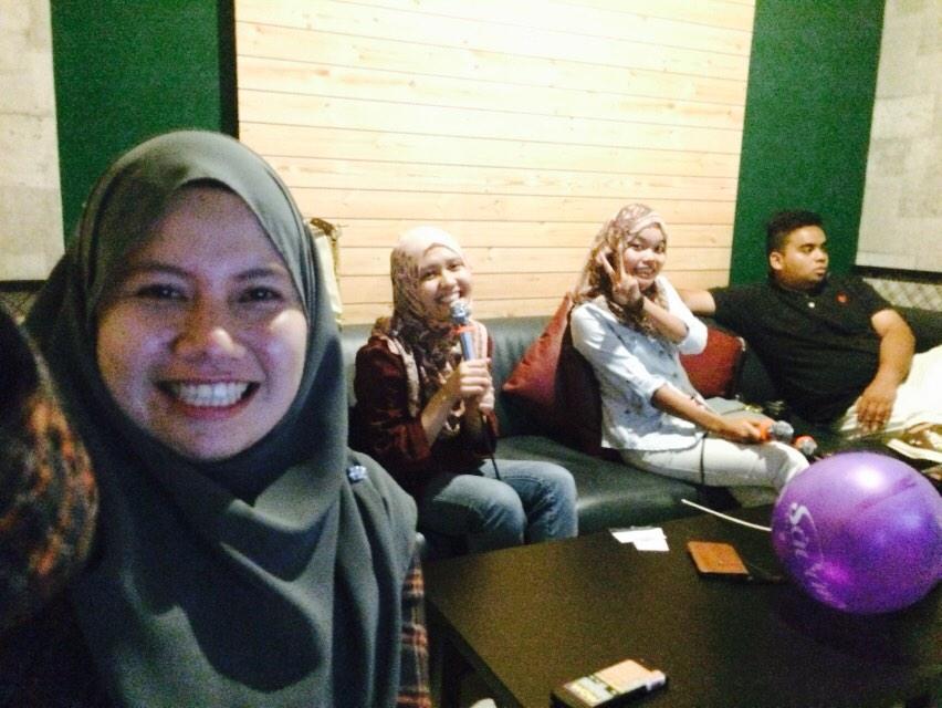 Vixiooj21's tweet photo. #LDRians #MeetingLDR #LDRF #StreetArt #RomantaikVsRomantik #LDRStory with @aimizatulntasya and @rinayiin #muahbanyak http://t.co/L0PgxtbpkO