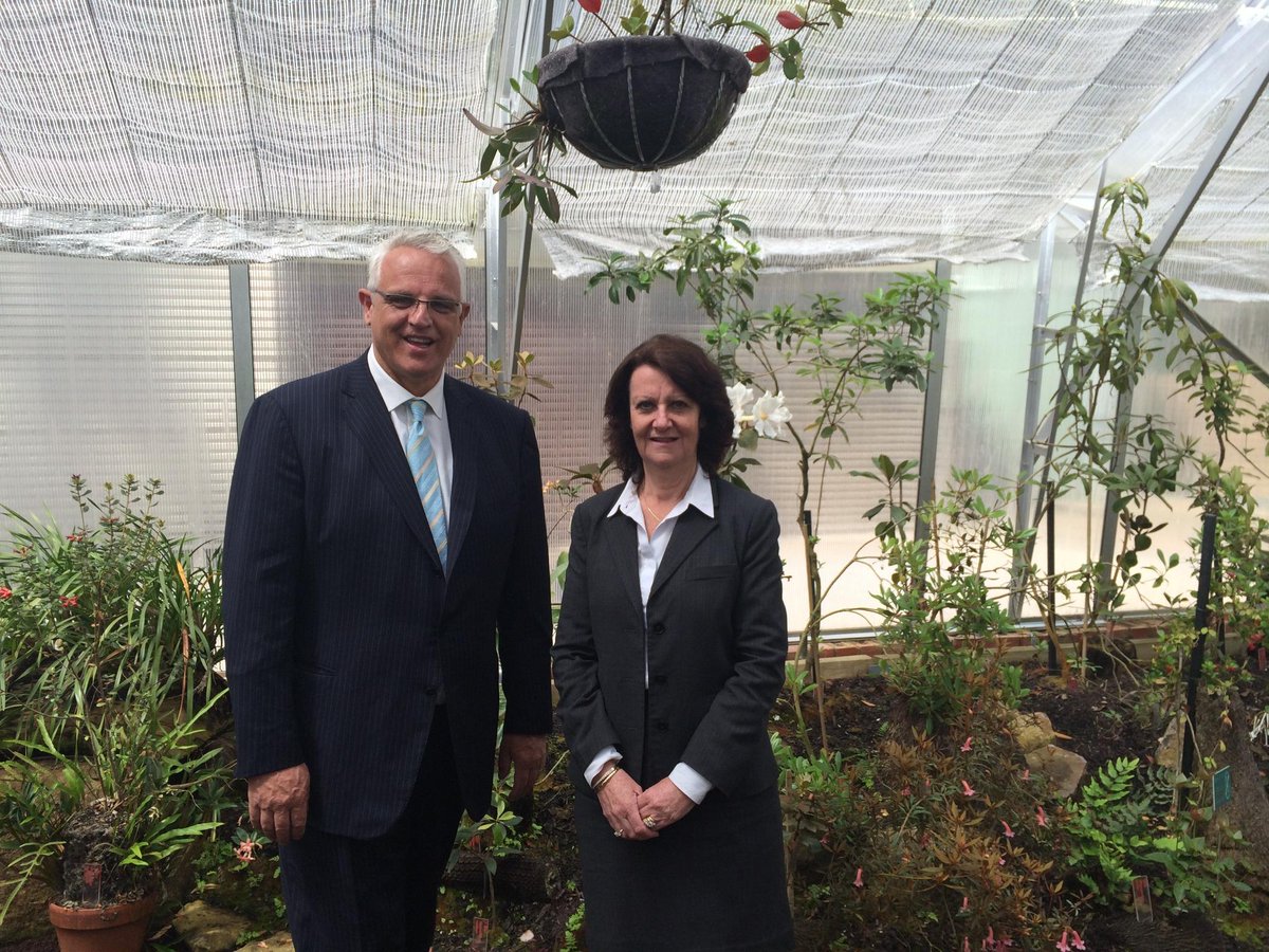 LouiseAsherMP's tweet photo. With Mark Verschuur, Liberal candidate for #Monbulk http://t.co/N98mRlLmpA