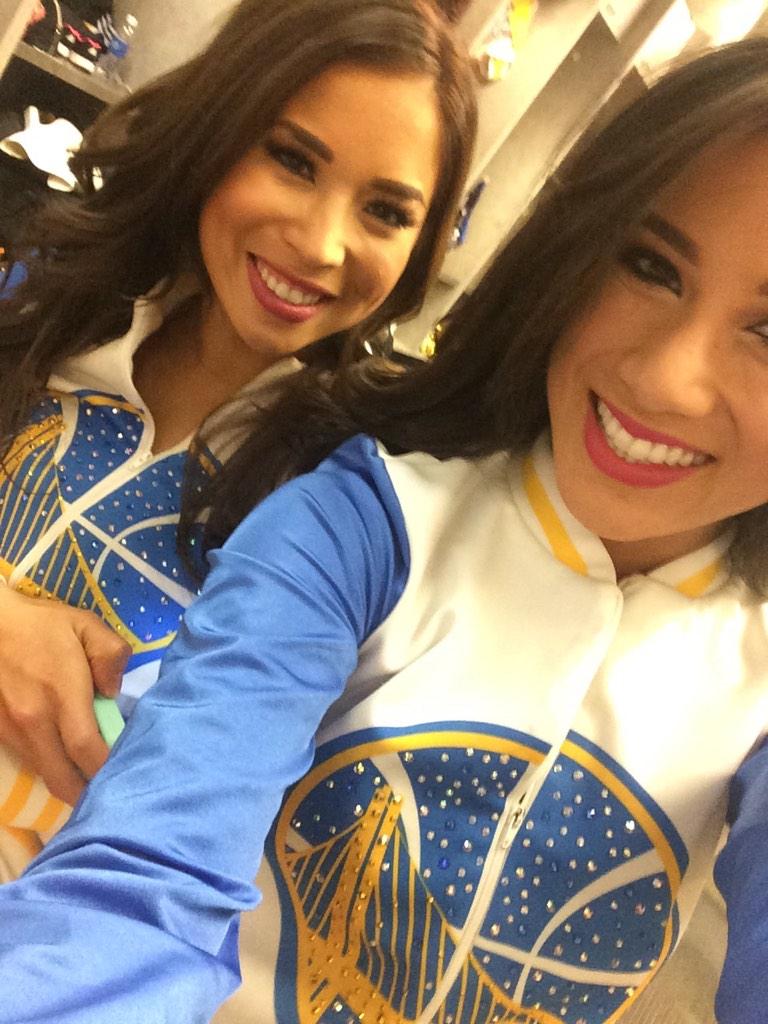clariceguido's tweet photo. #lockerroompics #warriorsdanceteam π·β¨ http://t.co/SeDWaKPWud