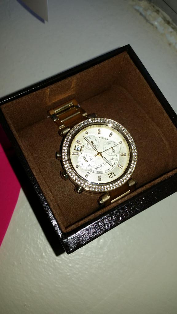 09_Angelica's tweet photo. Unos d mis tantos regalos 😍😍😍 http://t.co/GohuaQ2qLl