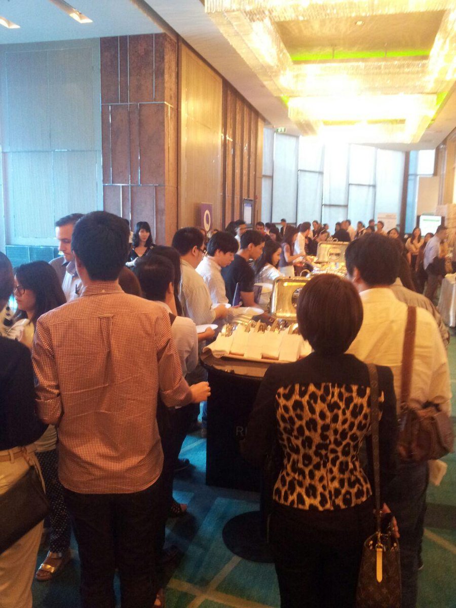 clickzlive's tweet photo. Snaps @ #CZLBKK.Hearing industry experts on the latest trends &amp; insights of #digitalmarketing. See you there next yr! http://t.co/Jqo4NF6Glo