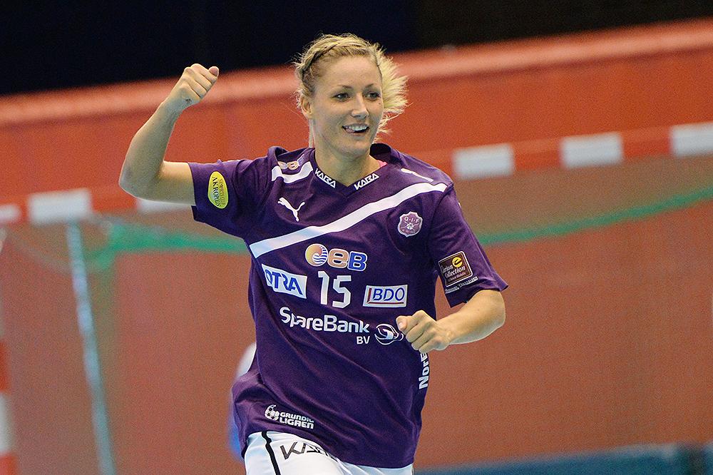 glassverketelit's tweet photo. MATCHDAY! Vi gleder oss til kamp mot @tertneshandball i Drammenshallen kl 18 i kveld. Kommer du?! :-) #håndball http://t.co/9HLLwuWKJs