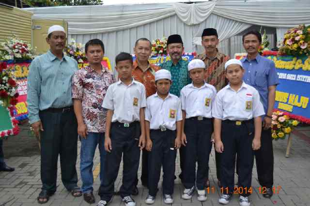 ptgoe's tweet photo. PT.Griya Omega Estetika berbagi bersama anak-anak yatim piatu yayasan Assalam, pada peringatan HUT PT.GOE kmrn siang. http://t.co/DYXFlXD2zm