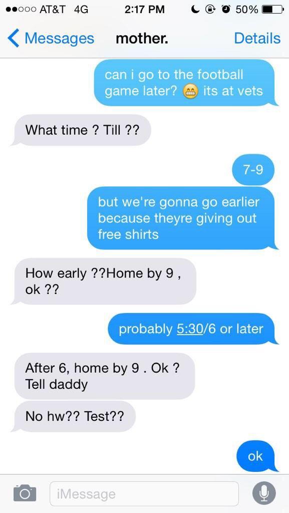 9GAG's tweet photo. Moms vs. Dads http://t.co/mUbmyae3LM