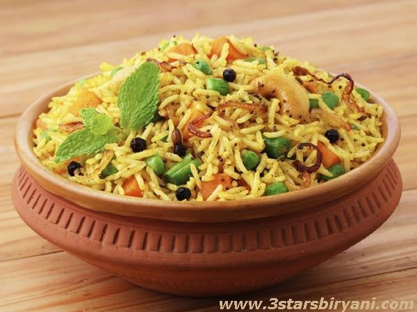 3StarsBiryani's tweet photo. Akhir akhir ini sering hujan
Jaga tubuh dengan makanan yang sehat #Biryani #IndianFood visit http://t.co/OGat9DZqaN http://t.co/QUCPZqr0e2