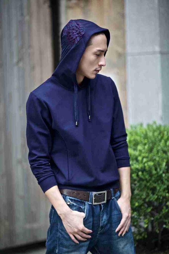 DesignerJiCheng's tweet image. My new #Fashion #Design Wing Sweater, absolute for everybody