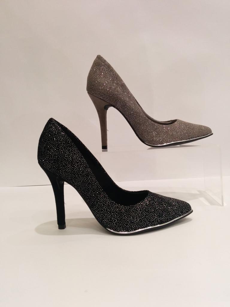 Dipiur's tweet photo. Nueva Colección!! Zapatos y Carteras para toda ocasión http://t.co/ot38vlPCgc