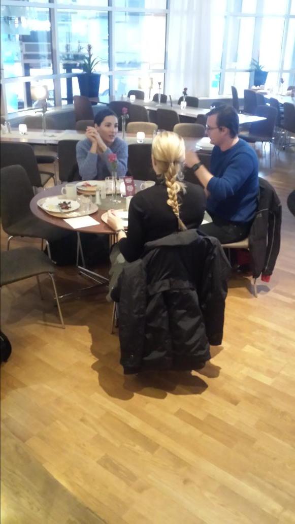 PragmentorAB's tweet image. @PragmentorAB smider planer över frukost. Bacon är bra. #pragmentorab #hotellfrukost #spännande vecka #planering