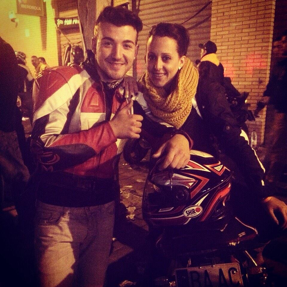 Jessica_orts's tweet photo. (18) @agusreyes90 #Cheste2014 http://t.co/T1VOROZ0Ln