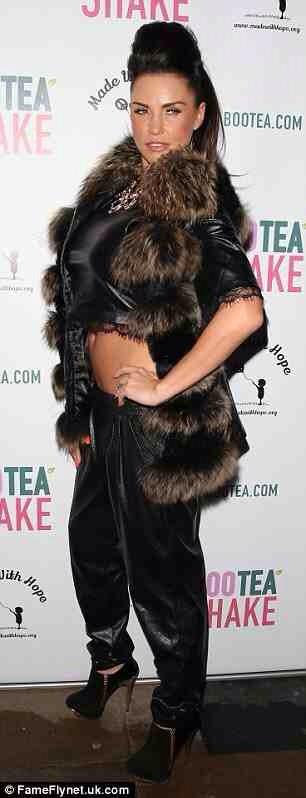 BooteaUK's tweet photo. Seen last night at our Celebrity Launch Party for our new Bootea Shake - @MissKatiePrice & Kieran Hayler #BooteaShake http://t.co/HOSTu3aELq