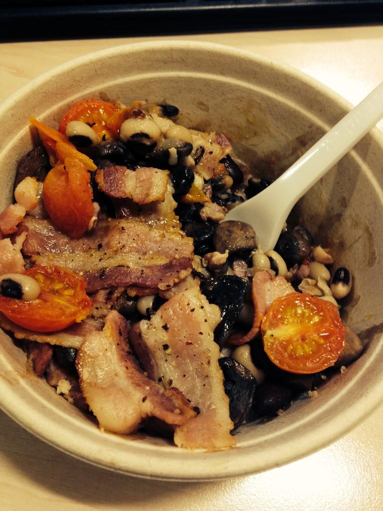 ZippyJess's tweet photo. Breakfast at @ThatsVapore - the gift that keeps on giving :-) #bottomlessbreakfast http://t.co/gmJmbwSC0a