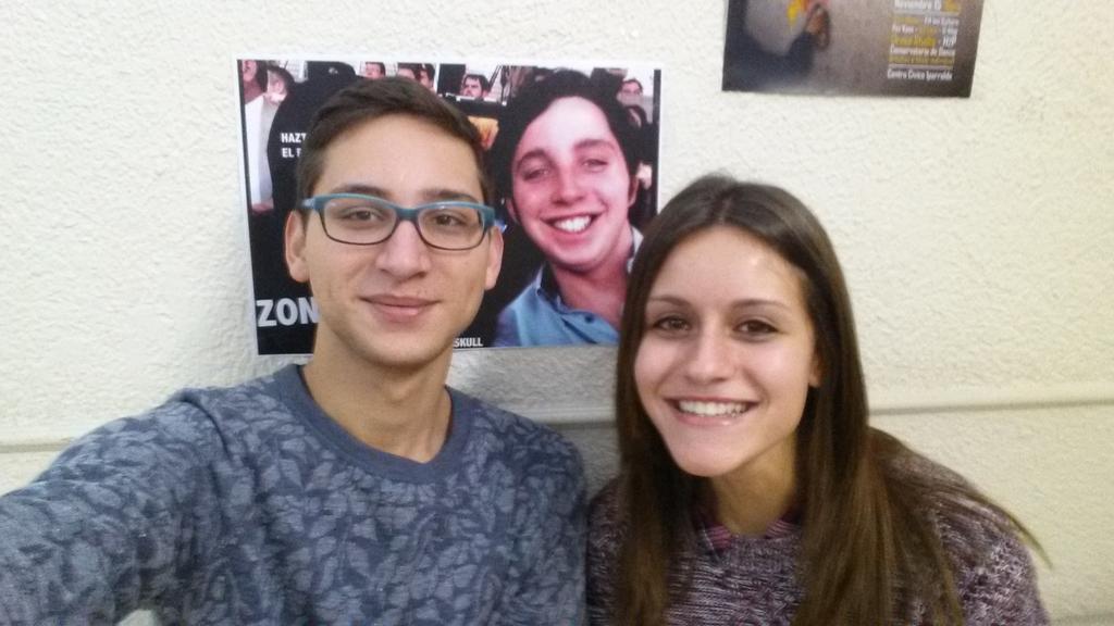 NereaBlazquez5's tweet photo. Zelfi con Luiz y el pequeño Nicolás 😂😂😂😂 @LuisUpsetWhore http://t.co/o3XYzap0XL