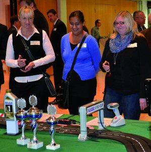 SoftGuide_news's tweet image. Für Produktionsunternehmen bleiben MES und OEE auch weiterhin sehr wichtige Themen bit.ly/1EsvDU9 #FASTEC