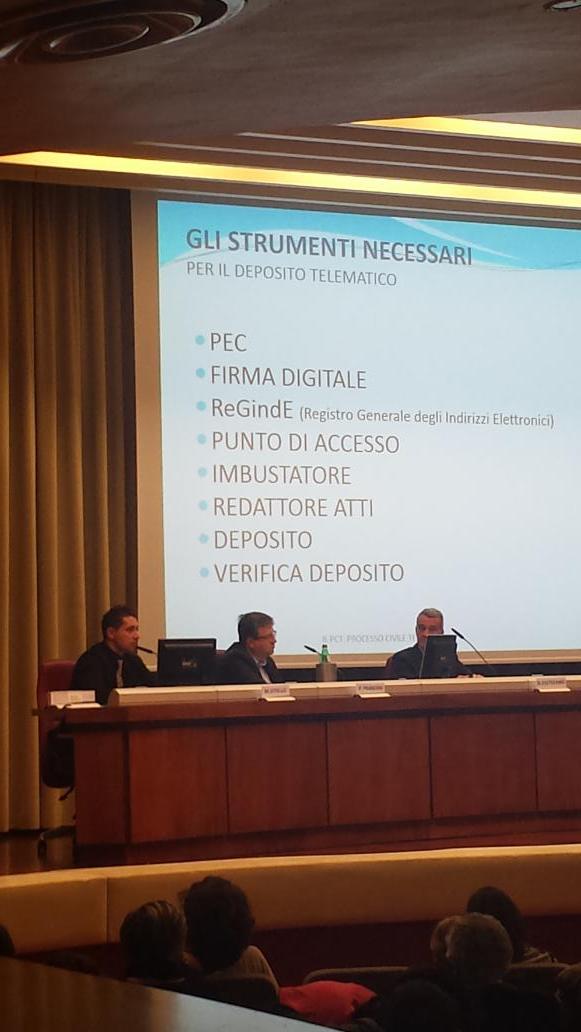 You_go77's tweet photo. @ORD_ING_BS Vitiello: gli strumenti necessari per il #PCT Deposito Telematico.
@RecuperoDatiBS @2ppaul http://t.co/Y1VzWB0hUF