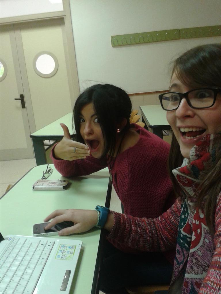 Sonia_912's tweet photo. El nuevo ratón de última generación!  Solo hay que ver las caras que tienen! @Anyta_91 @AndreaDeOro http://t.co/IiCrvBIwai