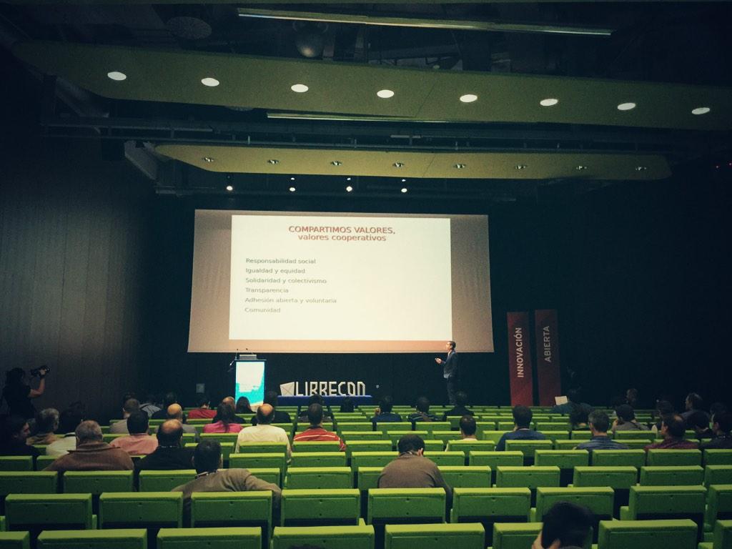 inigosastre's tweet image. #LibreCon2014 Iurgi Hormaza, @Eroski: «Los valores del software libre son muy parecidos a los de las cooperativas»