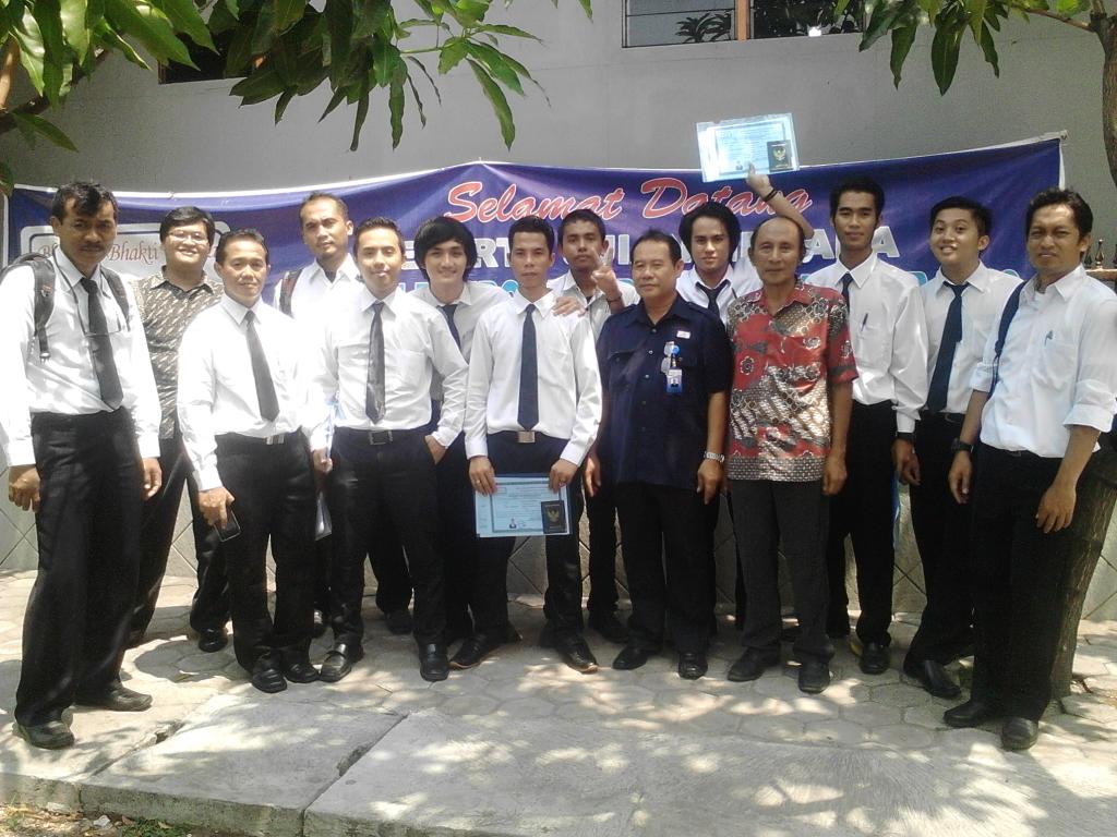renaltafa's tweet photo. Gak akan lupa dengan kalian teman :) http://t.co/rlIXONeMk7