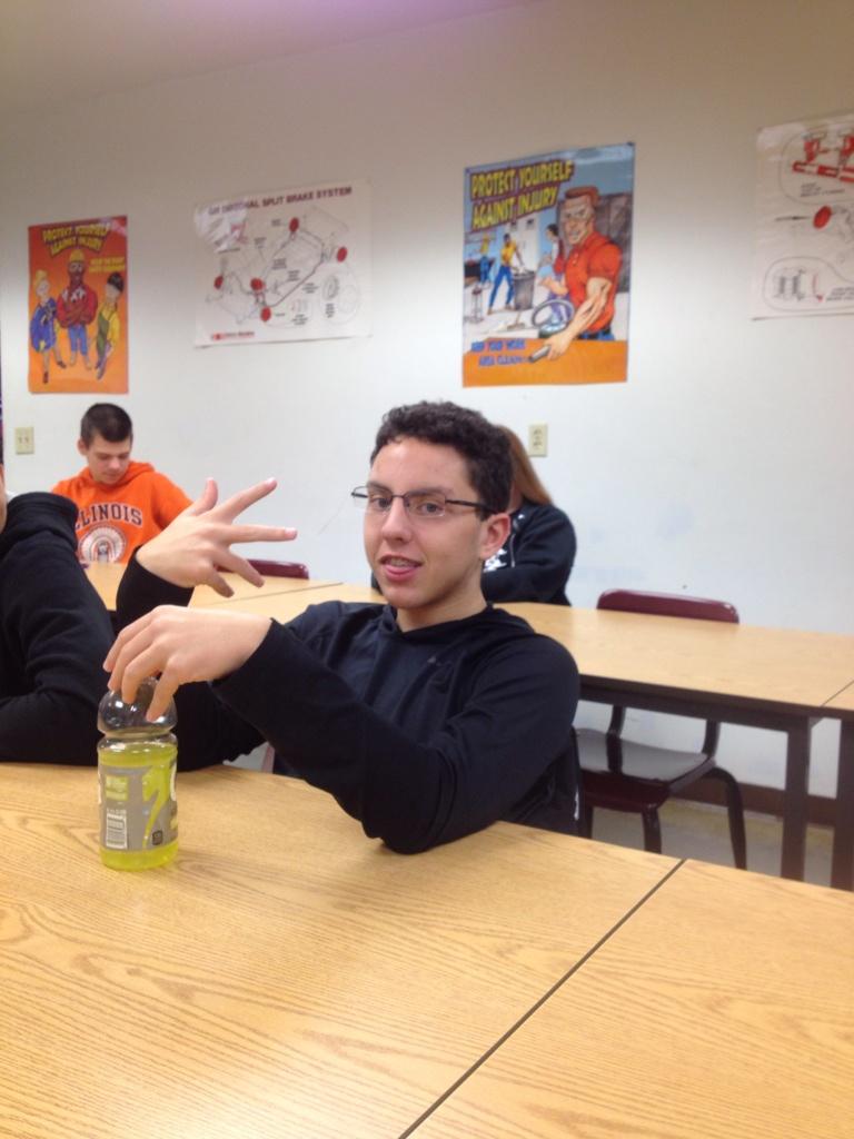 SeippPaul's tweet photo. @YESBOIDEREK  his feelings about first hour auto http://t.co/JUfwvDjK52