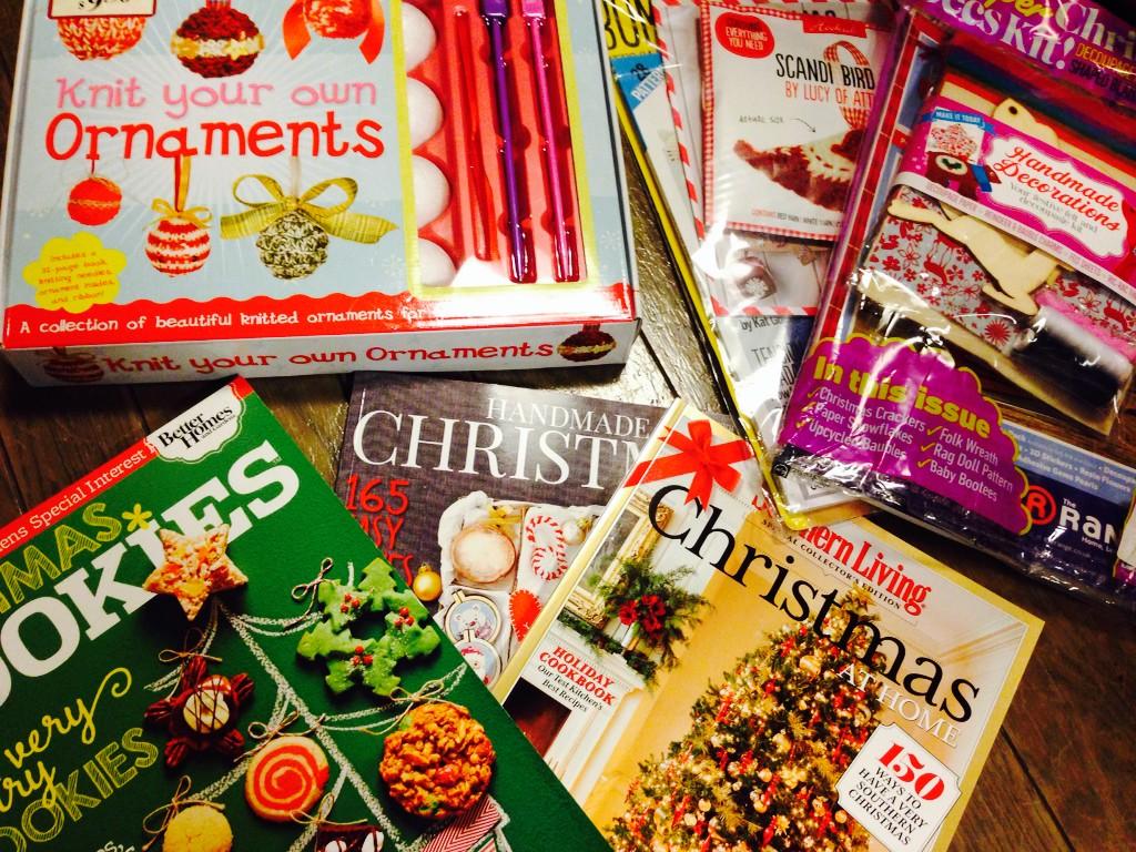 sparkle_twit's tweet photo. 今日はXmasパーティについての打ち合わせ
先日 海外でクリスマスの本を購入してきました。
参考にできるものはあるかな？ http://t.co/sZMjiXeJGn