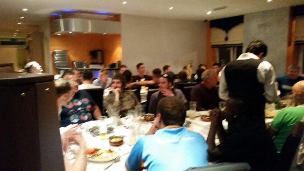 cinnamon_lounge's tweet photo. Hobury football team http://t.co/CovRJN4wT4
