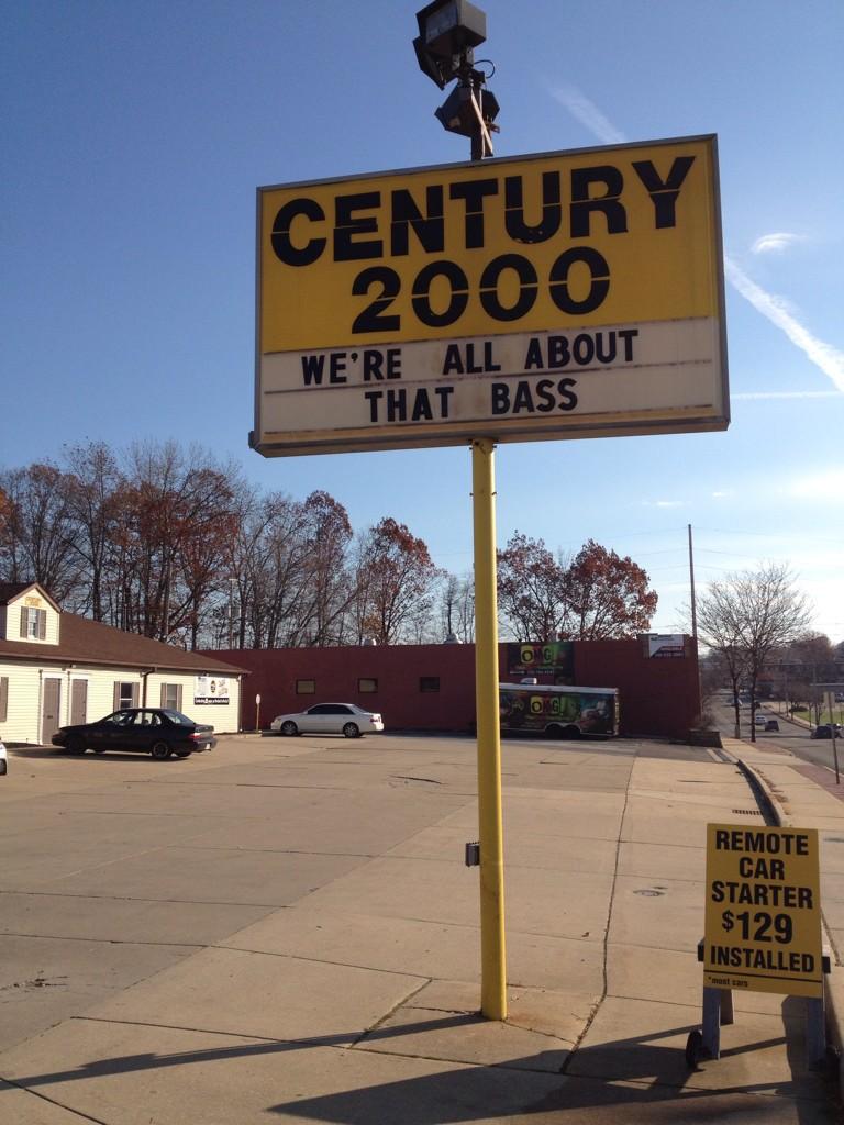 C2000AKRON's tweet photo. #C2Krockingtherubbercity http://t.co/PuKwqjRlqe