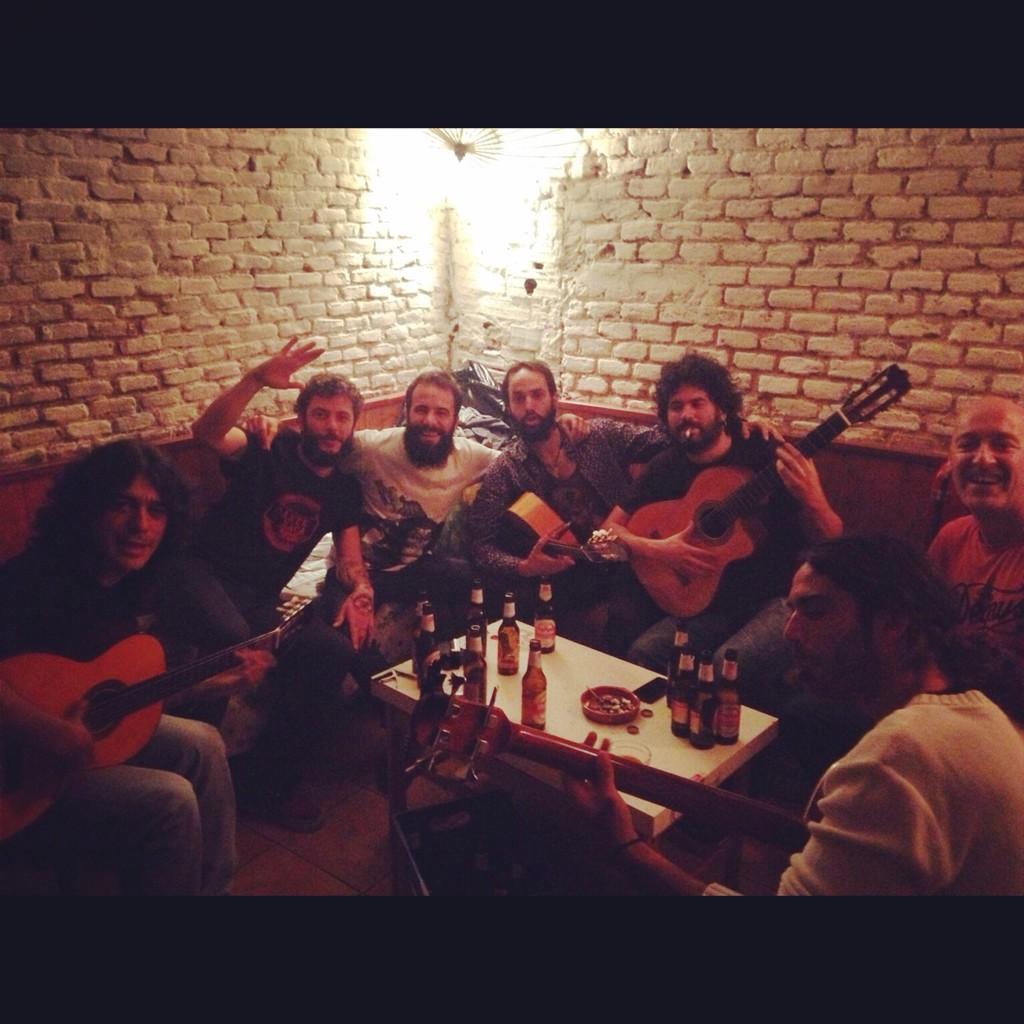 ElCanijodeJerez's tweet photo. Somos "Los Chuchos" @aleacostamusic @mariodiazmusica @JuanitoMakande @tomasitooficial @chiki_lora_ @Javi_Cantero http://t.co/40bb1m1PIc