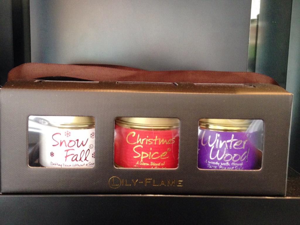 chigwellvalet's tweet photo. Gorgeous gift sets in for Christmas 🎅❤️ http://t.co/nZSMpAcsG6