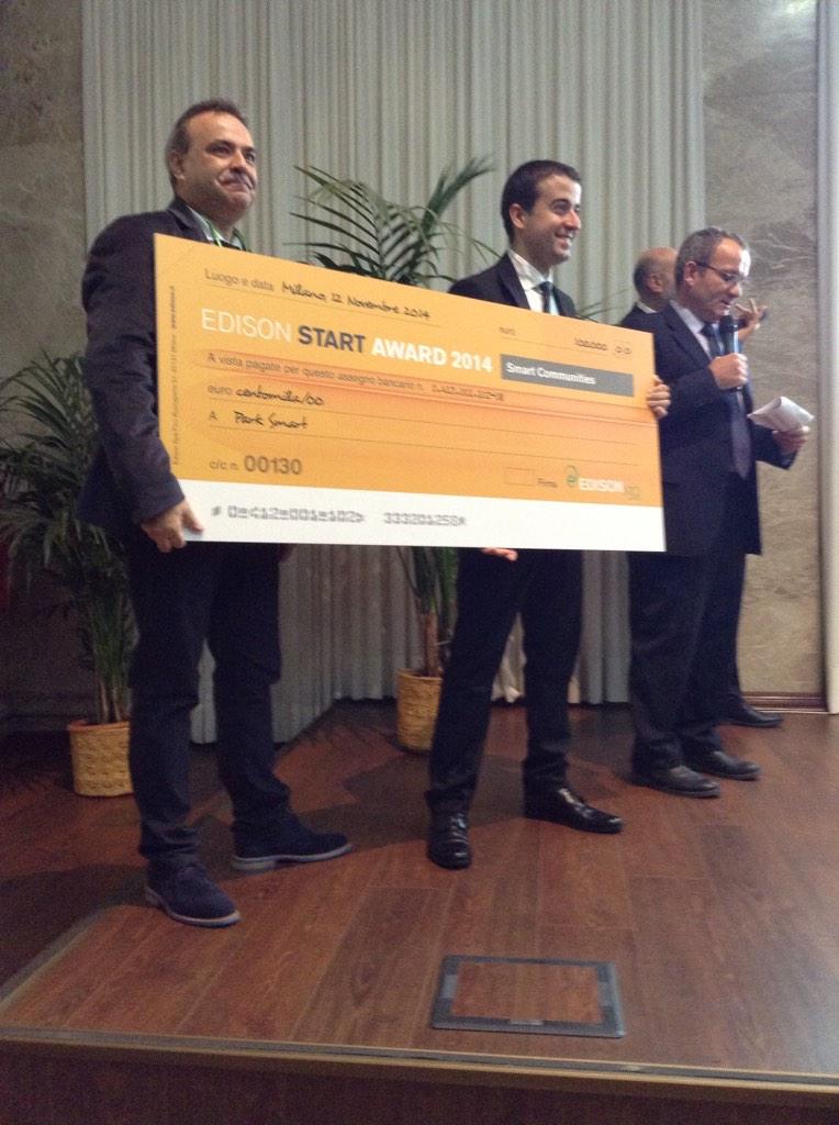 MediasetTgcom24's tweet photo. Il progetto vincitore della categoria "smart communities" è: Park Smart. 
#EdisonStart http://t.co/cr5WFCkEA9
