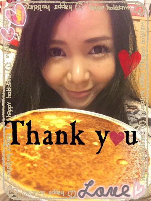 今から頂いたチーズケーキ食べまーす♡ http://t.co/dpHheS0lvq