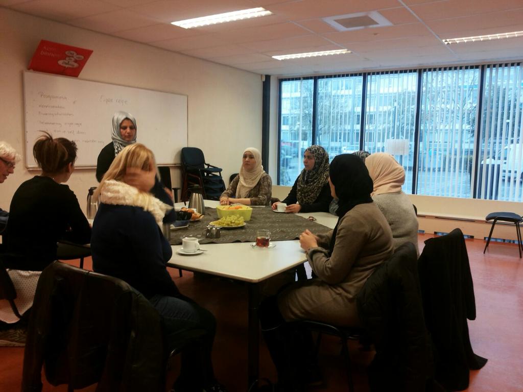 Week van #dialoog in de #dreef #overvecht met #wijk bewoners @EmineGwijkenco
