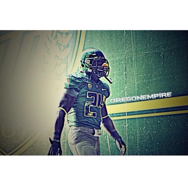 MurillojrRuben's tweet image. The top 4 college teams for playoffs #1mississippi #2oregon #3FSU #4TCU