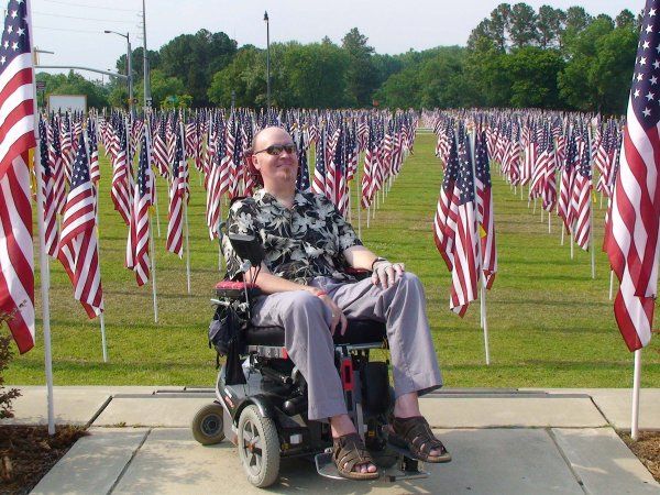 .<a href="/fayobserver/">The Fayetteville Observer</a> - <a href="/springlakenc/">Town of Spring Lake</a>, #USArmy <a href="/82ndABNDIV/">All American Division (inactive)</a> honor #heroes: #veterans | fayobserver.com/news/local/kir… | @ChrisRey4NC