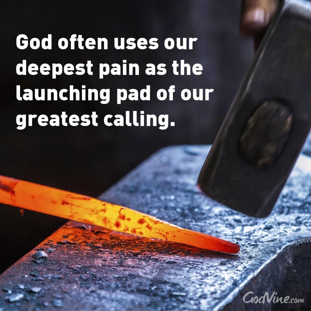 stweetiePie's tweet photo. #God often uses our deepest pain as the launching pad of our greatest calling. #TrustHim http://t.co/e41U1lfcao