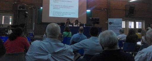 equipo_salud's tweet photo. Comenzó la conferencia de Paola Bergallo sobre el Derecho a la salud en la Argentina.. http://t.co/C6CXTQXFuK