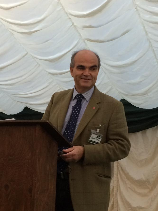 AlilovesFarming's tweet photo. #CAPreform in 30 minutes with @NFUNotts at #MMS14 tech seminars. What you need to do now for BPS 2015 http://t.co/djDWjXTV5y