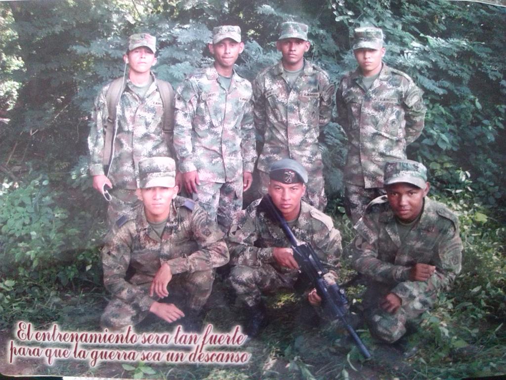 CUMPLIENDOLE AMI PATRIA