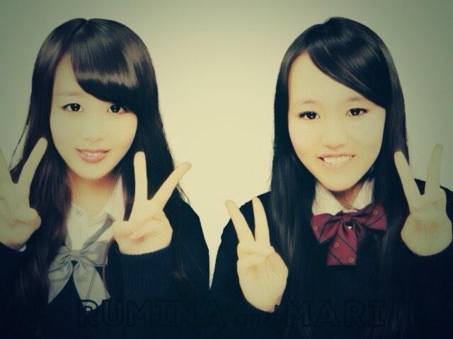 marikiui's tweet photo. ひっさびさにるみなと夜ご飯食べてきた😆💗 懐かしい話題でめっちゃ笑った〜（笑）！楽しかった〜！次は12月🎄
懐かしい写真��てきた！！！（笑） http://t.co/f010mux6Tv